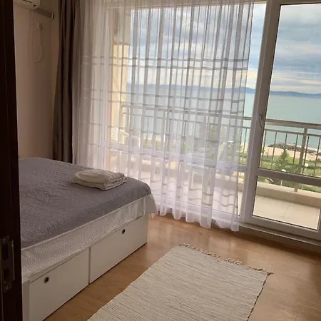 Apartment комплекс конти