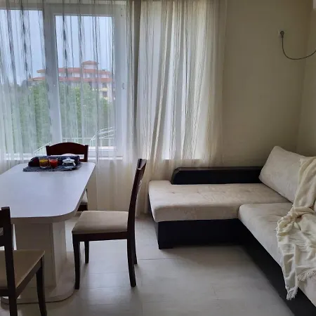 комплекс конти Apartment *