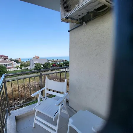 комплекс конти Apartment Ravda